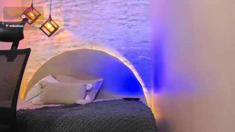 ARON BOLT online show from 03-29-26, 05:02