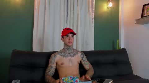 Snapshot of aron_ford chatting on 11-03-25, 11:11 Aron ford online show from 11-03-25, 11:11