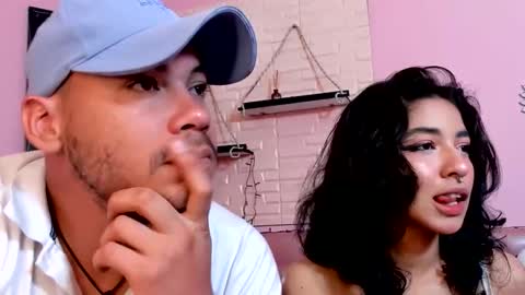 Snapshot of aronandmoli chatting on 06-11-26, 12:32 aronandmoli online show from 06-11-26, 12:32