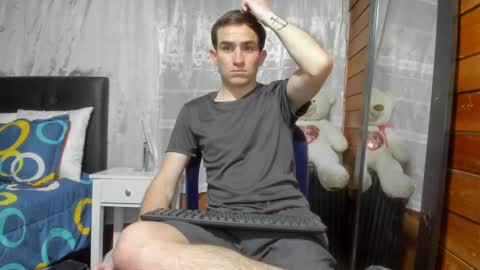 Snapshot of arongfranco chatting on 12-12-24, 11:14 Aron G Franco online show from 12-12-24, 11:14