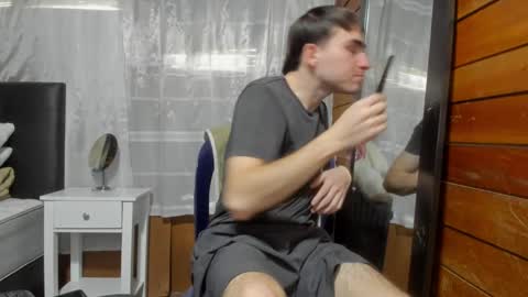 Snapshot of arongfranco chatting on 02-08-25, 06:55 Aron G Franco online show from 02-08-25, 06:55