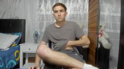 Snapshot of arongfranco chatting on 03-11-25, 03:05 Aron G Franco online show from 03-11-25, 03:05