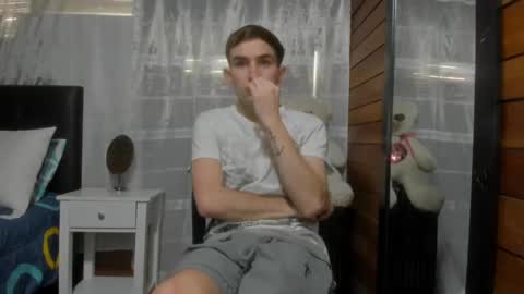 Snapshot of arongfranco chatting on 03-12-25, 08:41 Aron G Franco online show from 03-12-25, 08:41