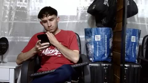 Snapshot of arongfranco chatting on 09-17-25, 02:35 Aron G Franco online show from 09-17-25, 02:35