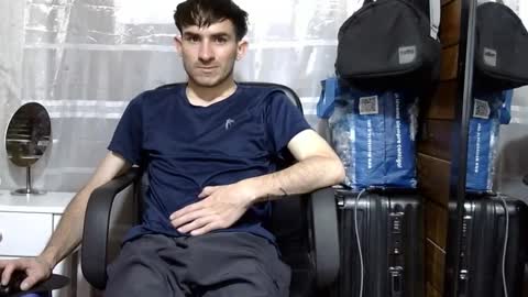 Snapshot of arongfranco chatting on 10-02-25, 05:42 Aron G Franco online show from 10-02-25, 05:42