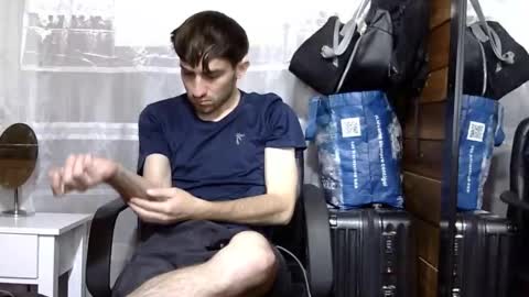 Snapshot of arongfranco chatting on 10-14-25, 06:09 Aron G Franco online show from 10-14-25, 06:09