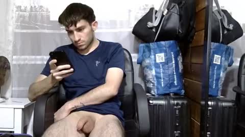 Snapshot of arongfranco chatting on 10-17-25, 05:48 Aron G Franco online show from 10-17-25, 05:48