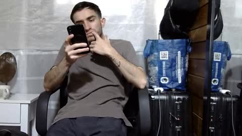 Snapshot of arongfranco chatting on 11-10-25, 03:55 Aron G Franco online show from 11-10-25, 03:55