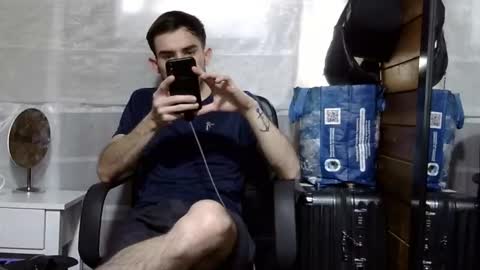 Snapshot of arongfranco chatting on 11-12-25, 03:56 Aron G Franco online show from 11-12-25, 03:56