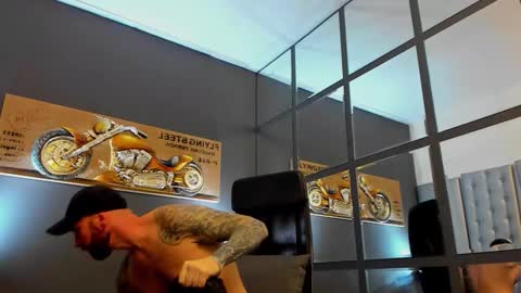 AronGrant online show from 12-15-25, 11:47