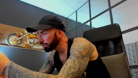 AronGrant online show from 12-22-25, 09:50