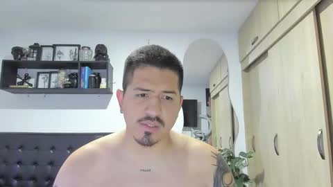 ARON  Independent model  online show from 09-19-25, 11:49