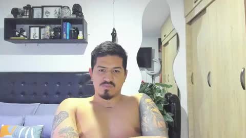 ARON  Independent model  online show from 10-24-25, 02:41