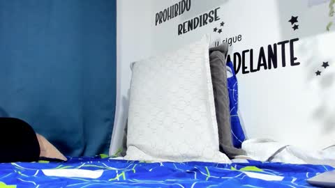 Snapshot of aronxx_ chatting on 11-15-25, 09:06 BLACK FRIDAY 55 OFF ON MY ONLYFANS. online show from 11-15-25, 09:06