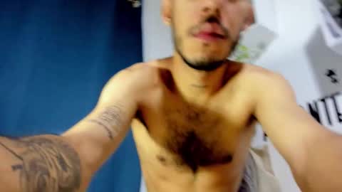 Snapshot of aronxx_ chatting on 11-23-25, 12:05 BLACK FRIDAY 55 OFF ON MY ONLYFANS. online show from 11-23-25, 12:05