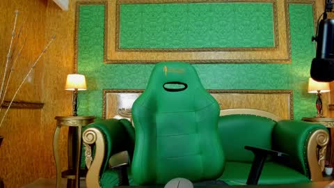 Snapshot of arrkabella chatting on 01-24-25, 12:10 online show from 01-24-25, 12:10