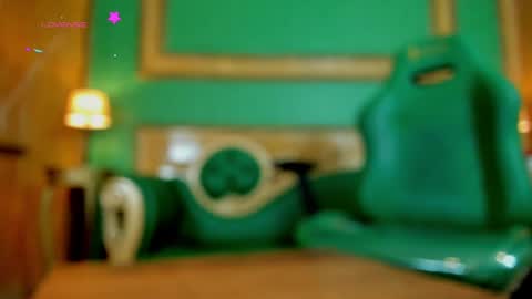 Snapshot of arrkabella chatting on 02-19-25, 08:20 online show from 02-19-25, 08:20