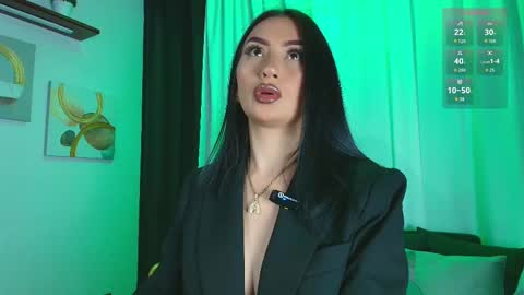 Snapshot of arrkabella chatting on 10-08-25, 05:54 online show from 10-08-25, 05:54