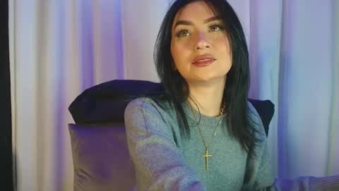 Snapshot of arrkabella chatting on 11-22-25, 01:10 online show from 11-22-25, 01:10