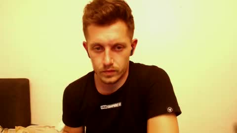 arromwilliam90 online show from 12-10-24, 07:54