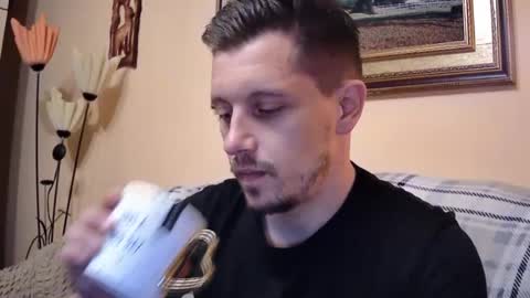 Snapshot of arromwilliam90 chatting on 06-15-26, 10:01 arromwilliam90 online show from 06-15-26, 10:01