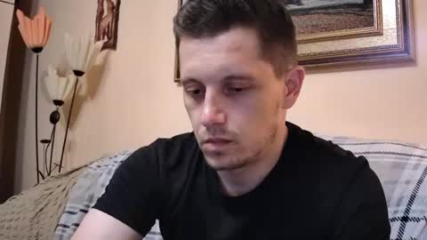 Snapshot of arromwilliam90 chatting on 06-22-26, 03:25 arromwilliam90 online show from 06-22-26, 03:25