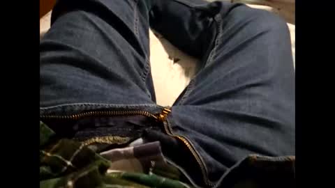 Snapshot of arrrr3 chatting on 02-07-25, 01:25 arrrr3 online show from 02-07-25, 01:25