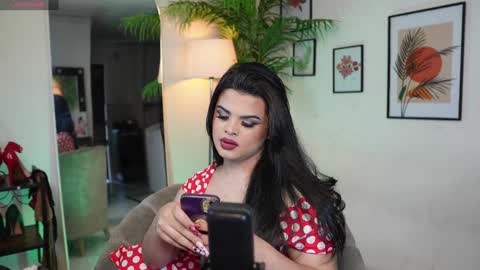 Chloe  online show from 12-29-24, 09:41