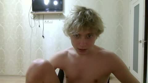 Snapshot of artem228play chatting on 06-25-26, 10:58 artem228play online show from 06-25-26, 10:58
