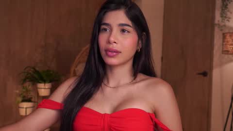 Snapshot of artemia_ chatting on 09-19-25, 01:29 Amanda online show from 09-19-25, 01:29