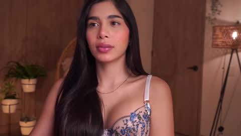 Snapshot of artemia_ chatting on 09-21-25, 01:29 Amanda online show from 09-21-25, 01:29