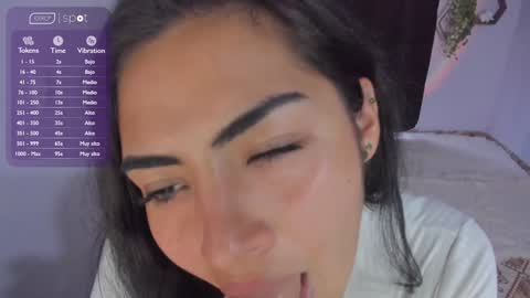 Snapshot of artemis_020 chatting on 12-31-24, 10:45 FENIX online show from 12-31-24, 10:45