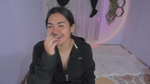 Snapshot of artemis_020 chatting on 01-12-25, 11:58 FENIX online show from 01-12-25, 11:58