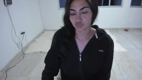 Snapshot of artemis_020 chatting on 02-12-25, 04:23 FENIX online show from 02-12-25, 04:23