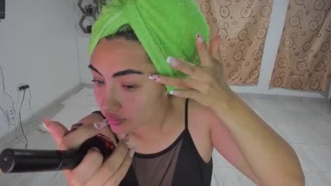 Snapshot of artemis_020 chatting on 02-28-25, 12:10 FENIX online show from 02-28-25, 12:10