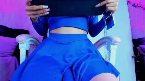 Snapshot of artemisa_leon chatting on 01-11-25, 03:44 artemisa_leon online show from 01-11-25, 03:44