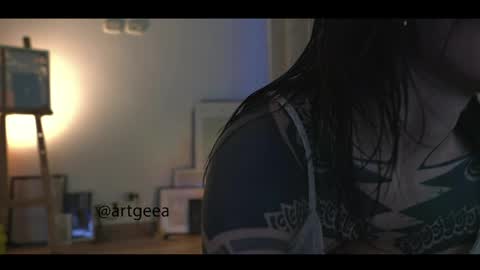 Linda  independent model artgeea online show from 06-07-26, 11:19