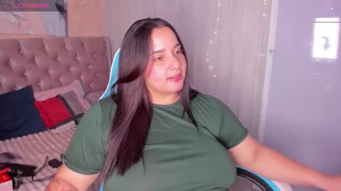 Snapshot of artmisa0519 chatting on 10-23-25, 06:23 artmisa0519 online show from 10-23-25, 06:23