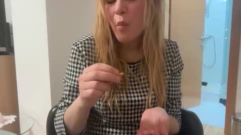 MIA online show from 01-17-26, 10:35