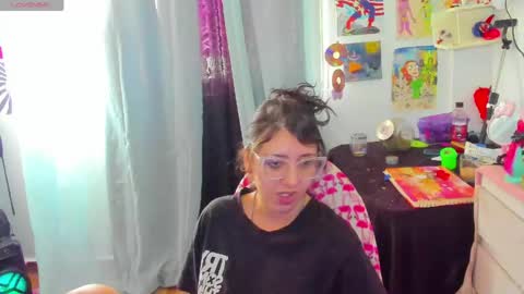 Isabella Cherry online show from 05-18-26, 04:13