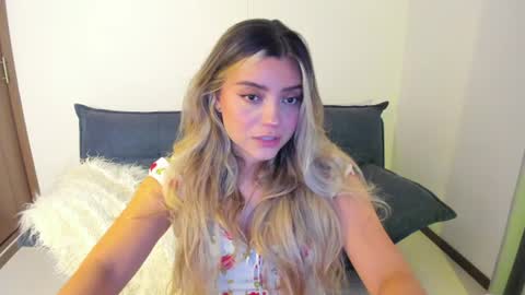 Snapshot of ary_cam230 chatting on 07-13-26, 10:23 Zahaara online show from 07-13-26, 10:23