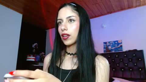   Independent Model online show from 02-19-25, 01:18