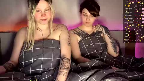 Arya brunett and Cassie blond online show from 02-09-25, 07:38