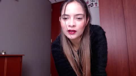 Snapshot of arygreey7 chatting on 09-18-25, 07:49 ximena online show from 09-18-25, 07:49