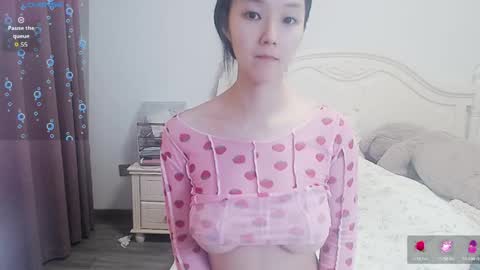 Lily online show from 05-23-26, 03:45