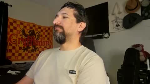 devilPup75 online show from 12-16-25, 05:07