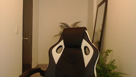 Saray online show from 03-21-26, 08:19