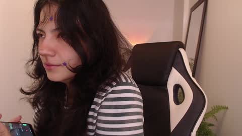 Saray online show from 04-12-26, 02:22