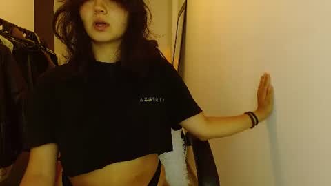 Snapshot of asaray_t chatting on 07-09-26, 11:42 Saray online show from 07-09-26, 11:42