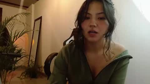 Snapshot of asaray_t chatting on 07-23-26, 12:35 Saray online show from 07-23-26, 12:35